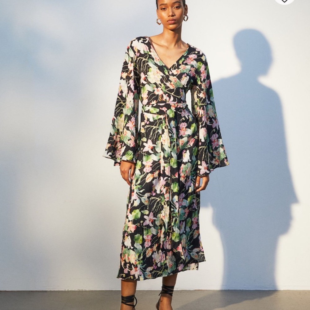 Floral pleated wrap dress